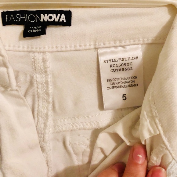 White FashionNova Jeans - Picture 4 of 4